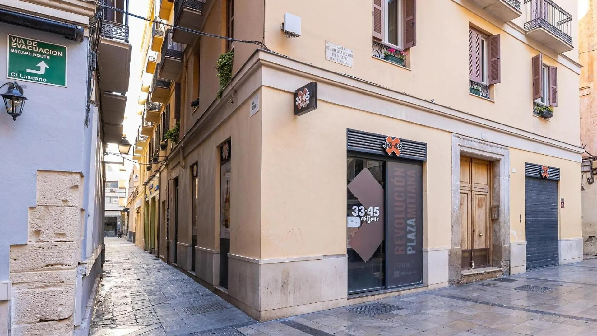 H2M Lazcano With Sunny Terrace In Old Town Malaga 0*,